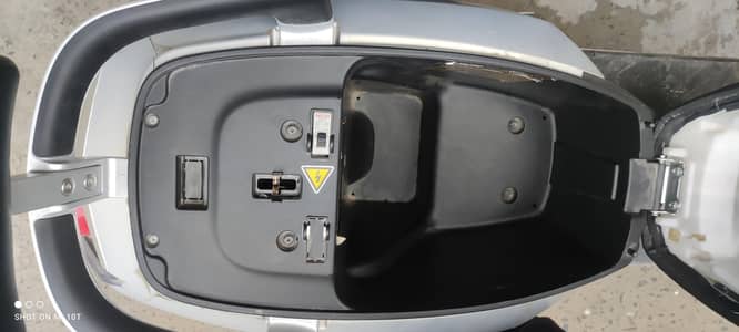 M6 graphine battery