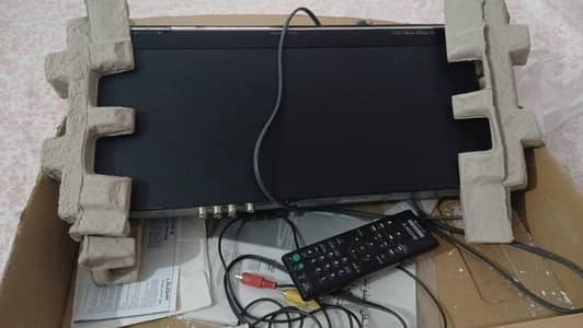 Sony DVD Player DVP-NS628P with Remote & Cables