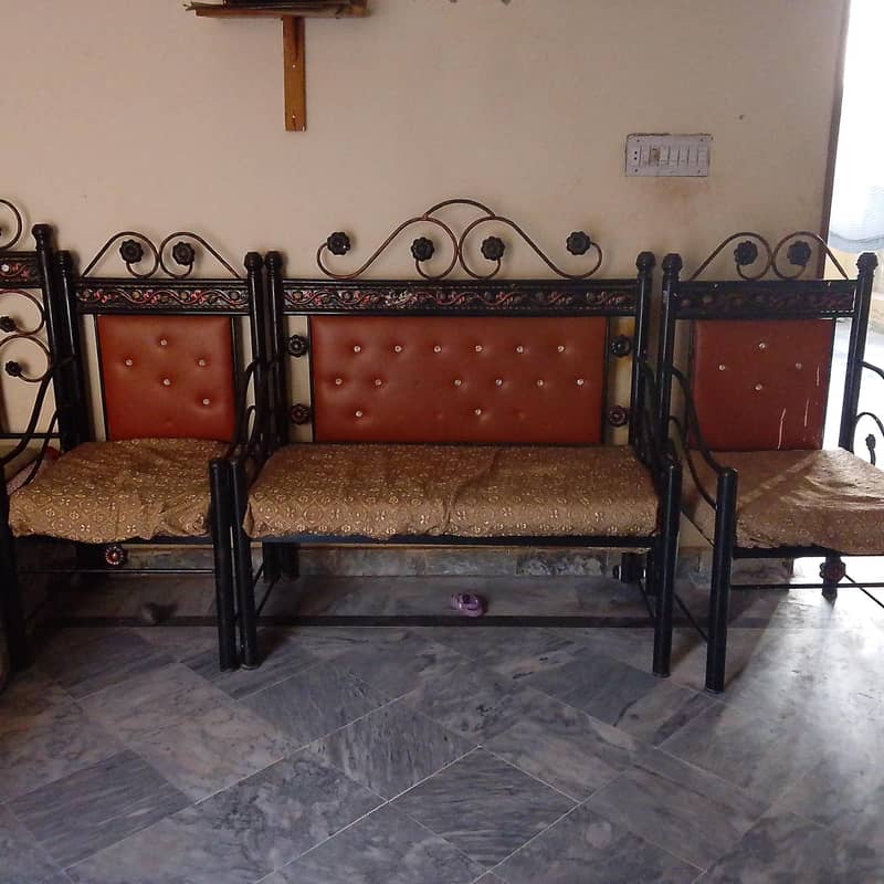 Branded sofa 0