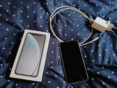Apple iPhone XR