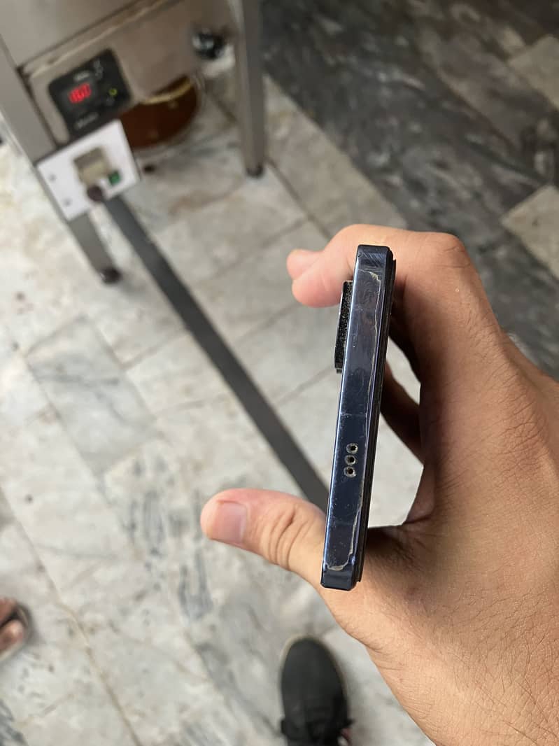 Tecno CAMON 20 2