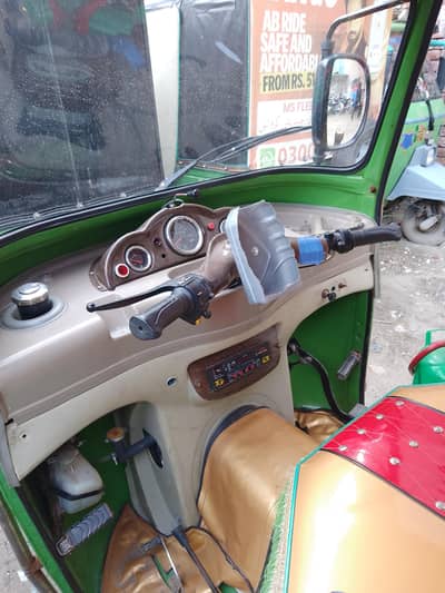 selling auto rickshaw