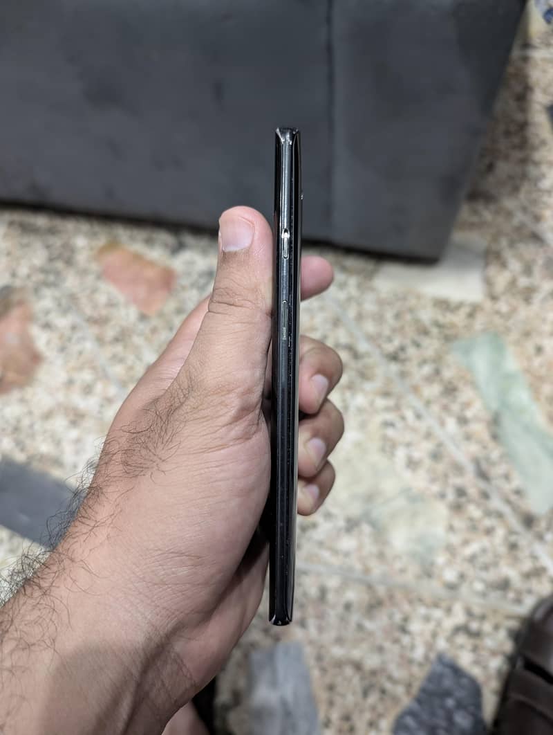 One Plus 8 5g 4