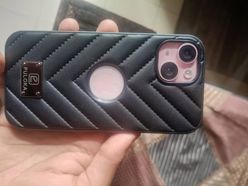 Apple iPhone 15 4