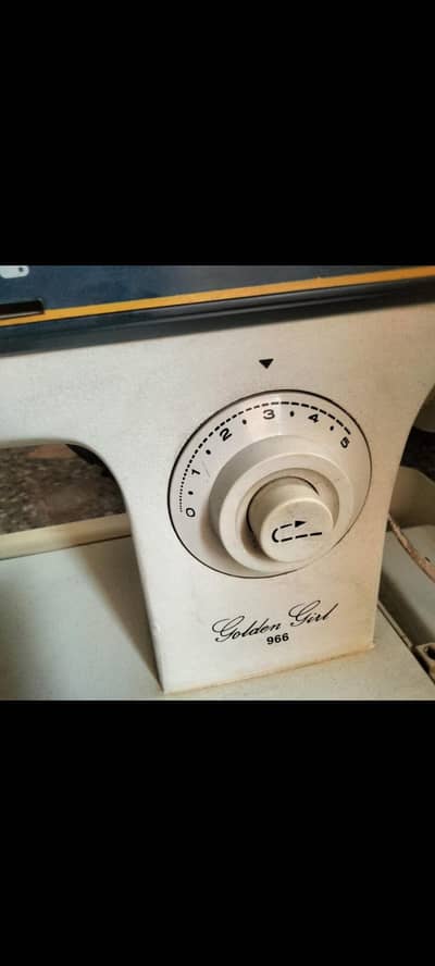 Singer Golden girl 966 sewing machine for sale.