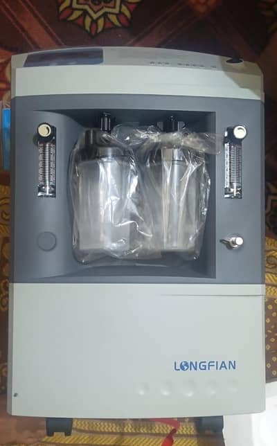 Brand new Longfian 10 L oxygen concentrator