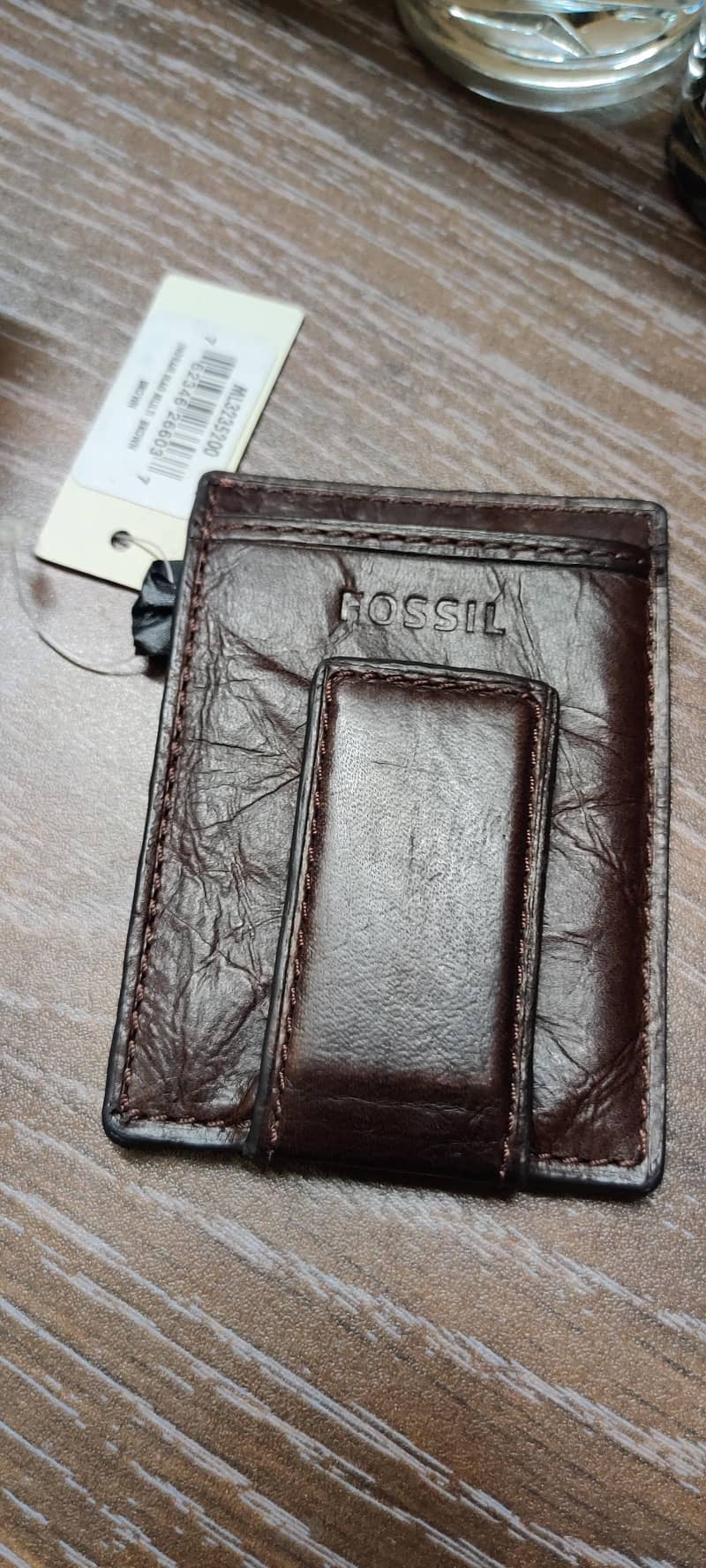 Fossil 3