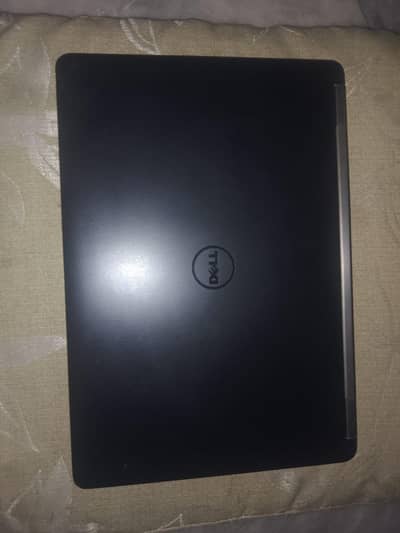 Dell latitude e5470 i5 6th gen in normal conditions working excellent