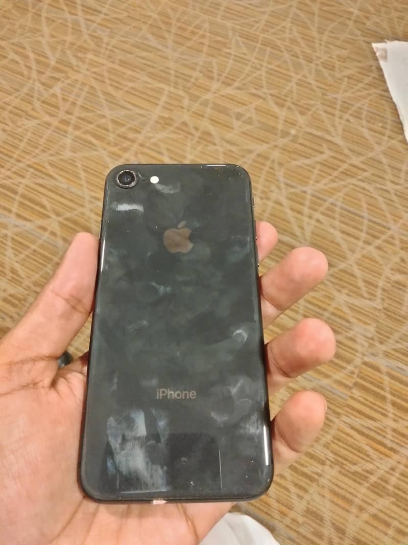 Apple iPhone 8 0