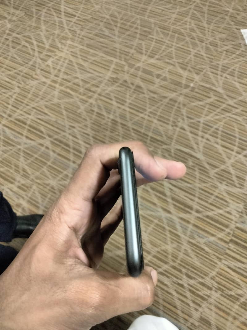 Apple iPhone 8 2