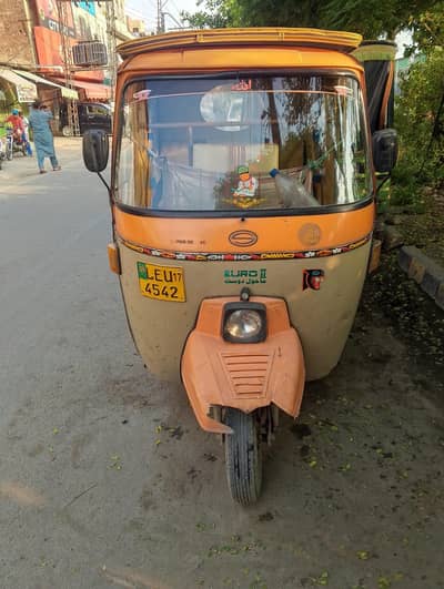 auto rikshwa in good condition