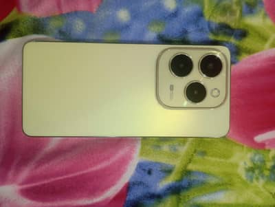 Infinix Hot 40