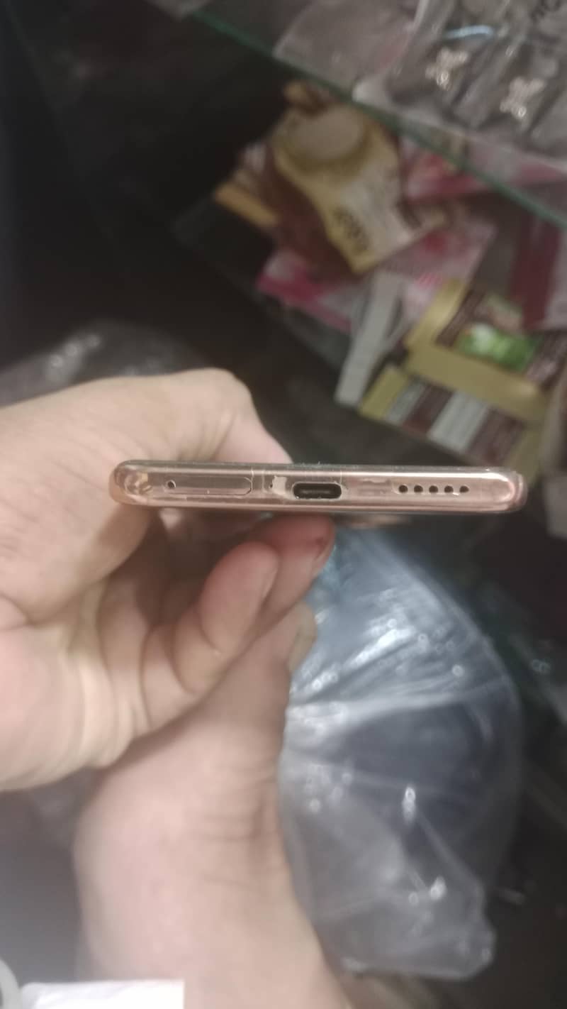 V40E 5G 4