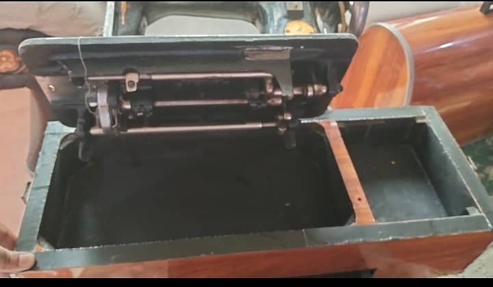 Sarwar sewing machine 5