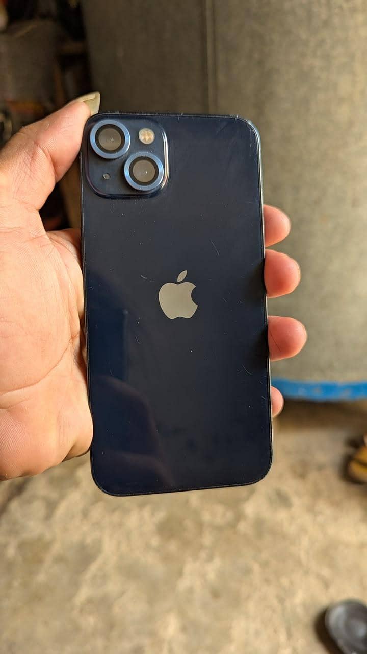 Apple iPhone 13 1