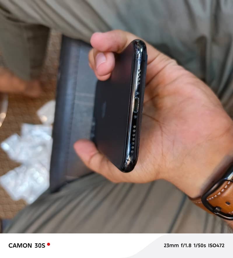 Iphone 11 pro max 5
