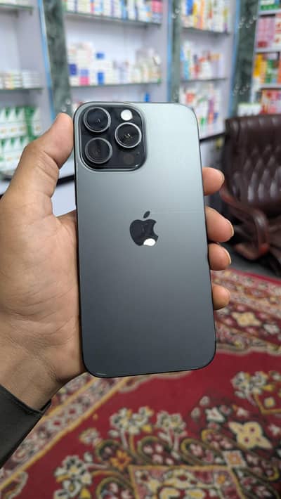 Apple iPhone 16 Pro Max