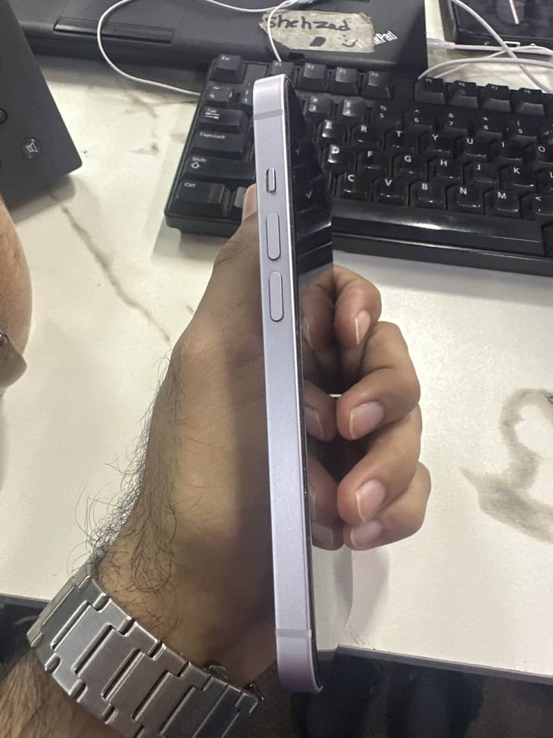 Apple iPhone 14 1