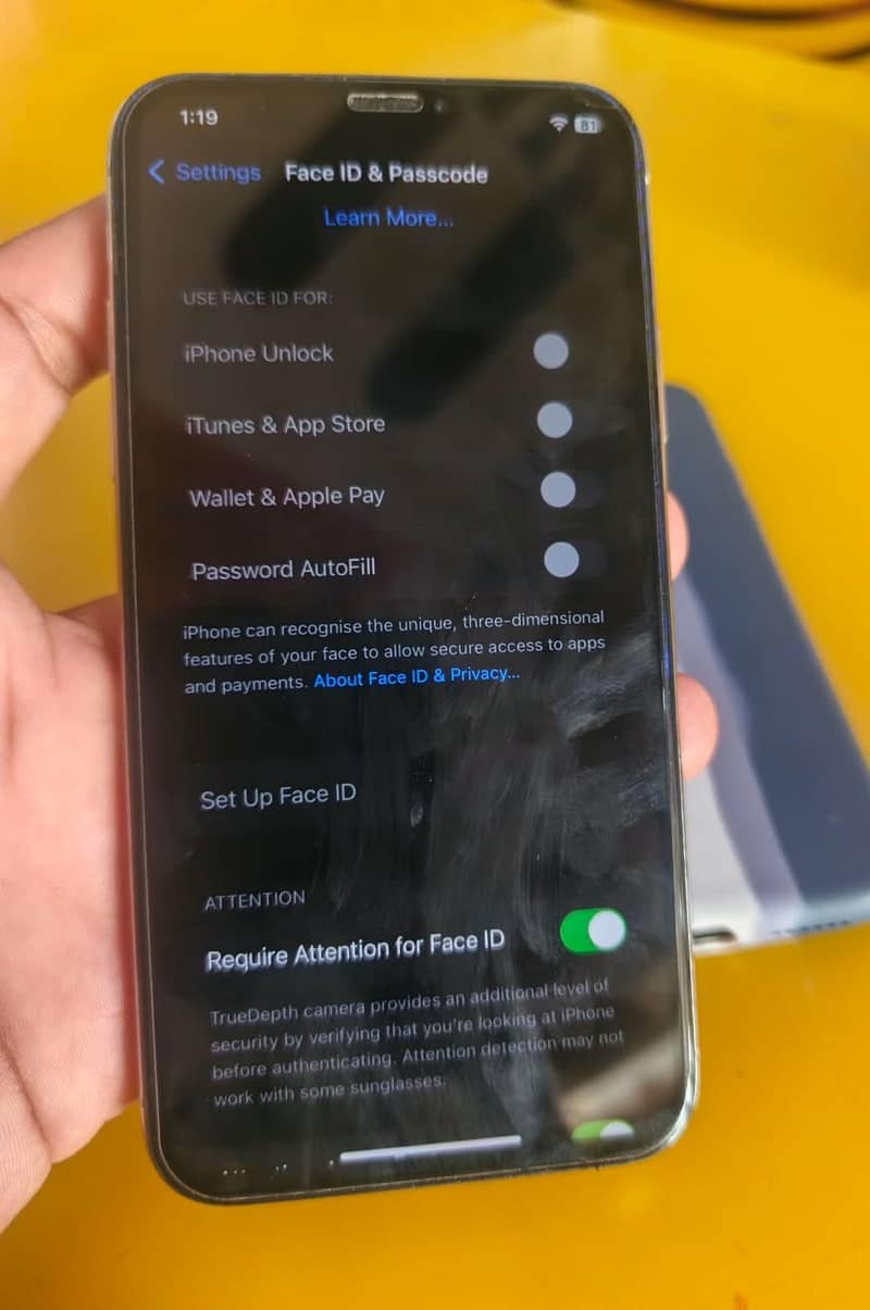 Apple iPhone X 3