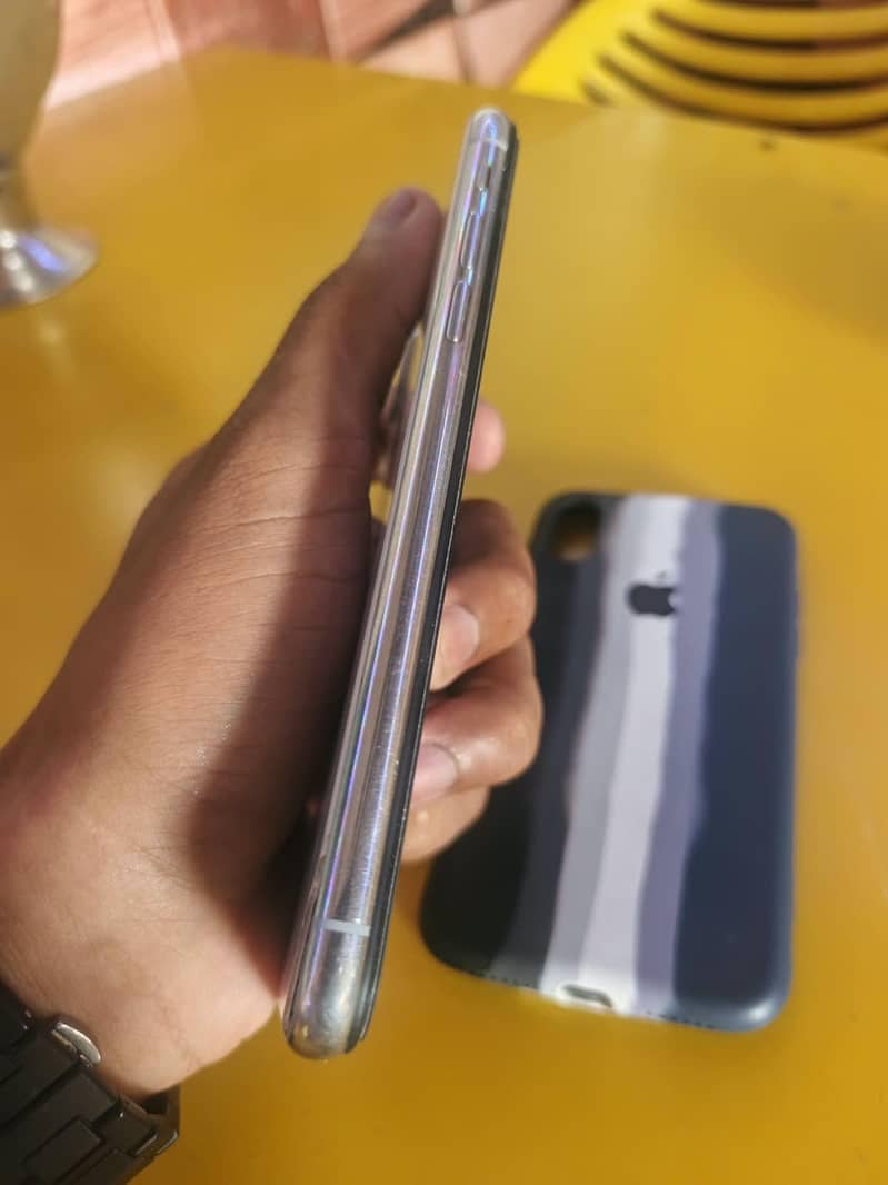 Apple iPhone X 8
