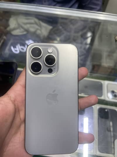 Apple iPhone 15 Pro