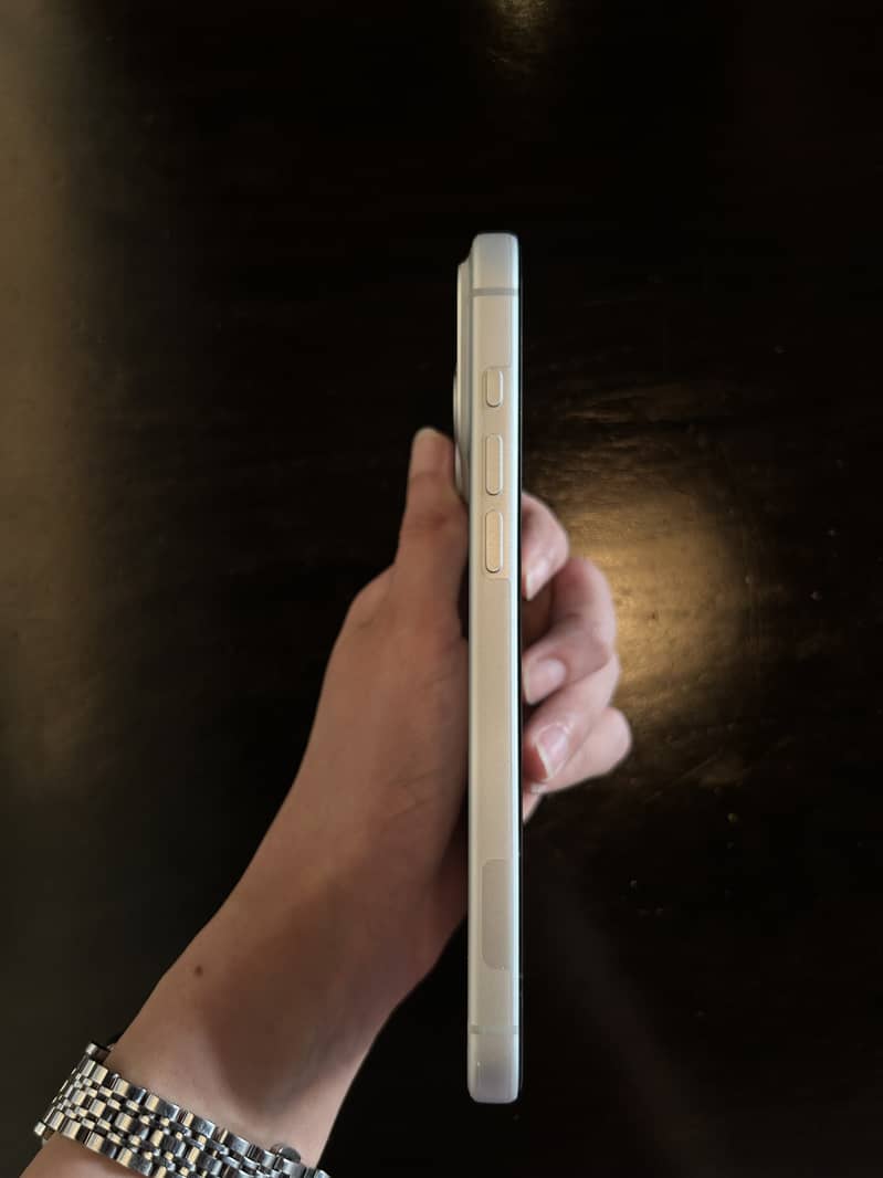 Apple iPhone 17 Pro Max 1