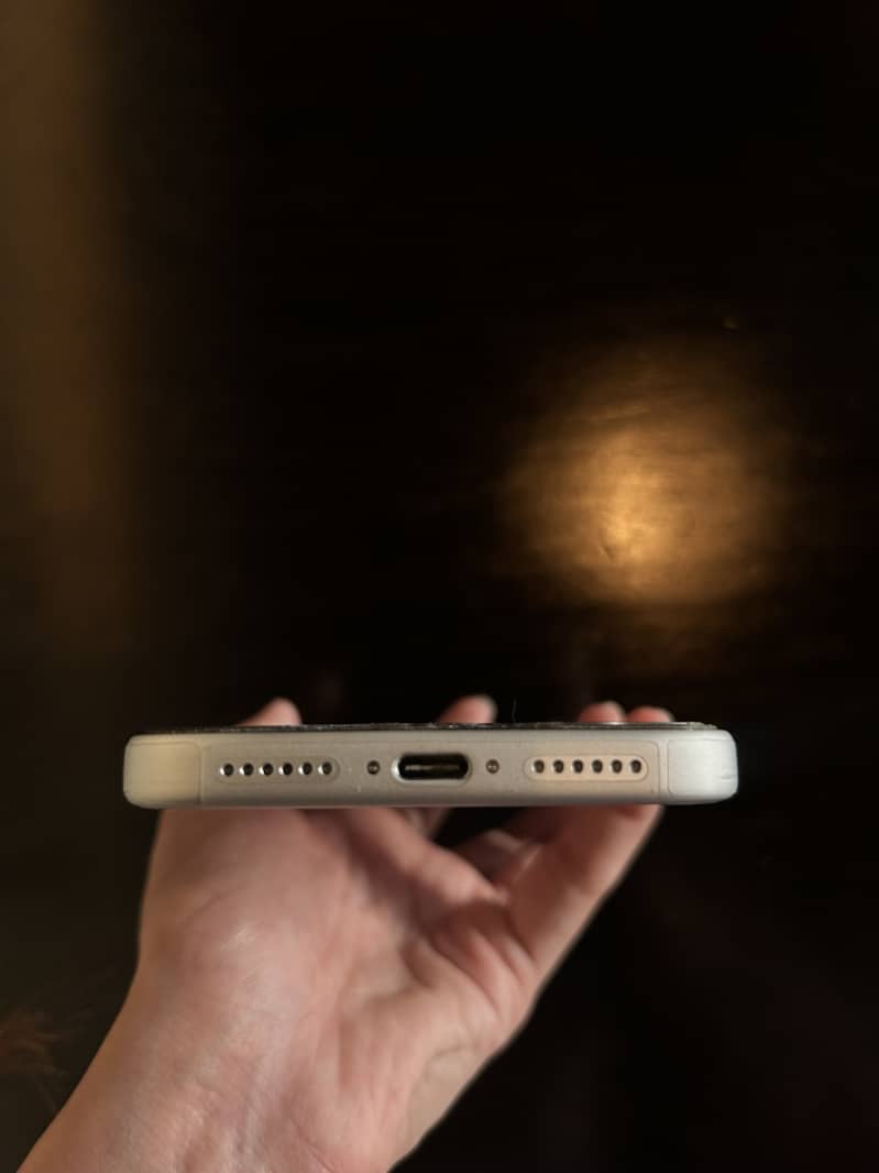 Apple iPhone 17 Pro Max 3