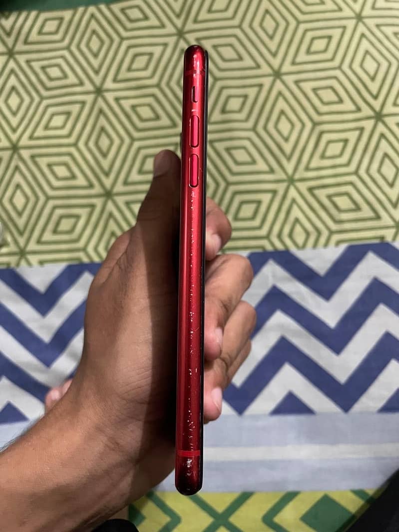 Apple iPhone XR 5