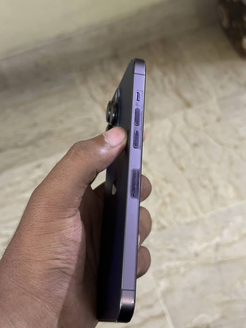 Apple iPhone 14 Pro Max 2