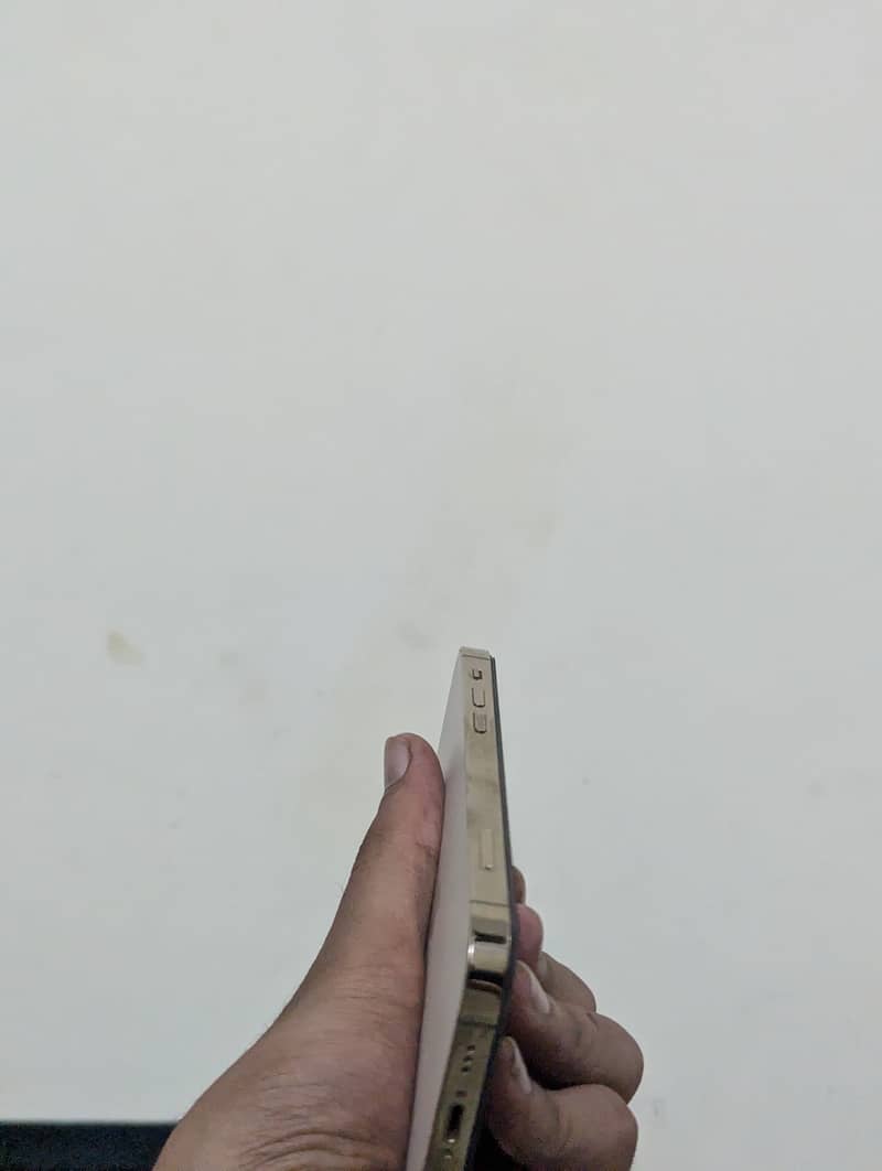 Apple iPhone 12 Pro 0