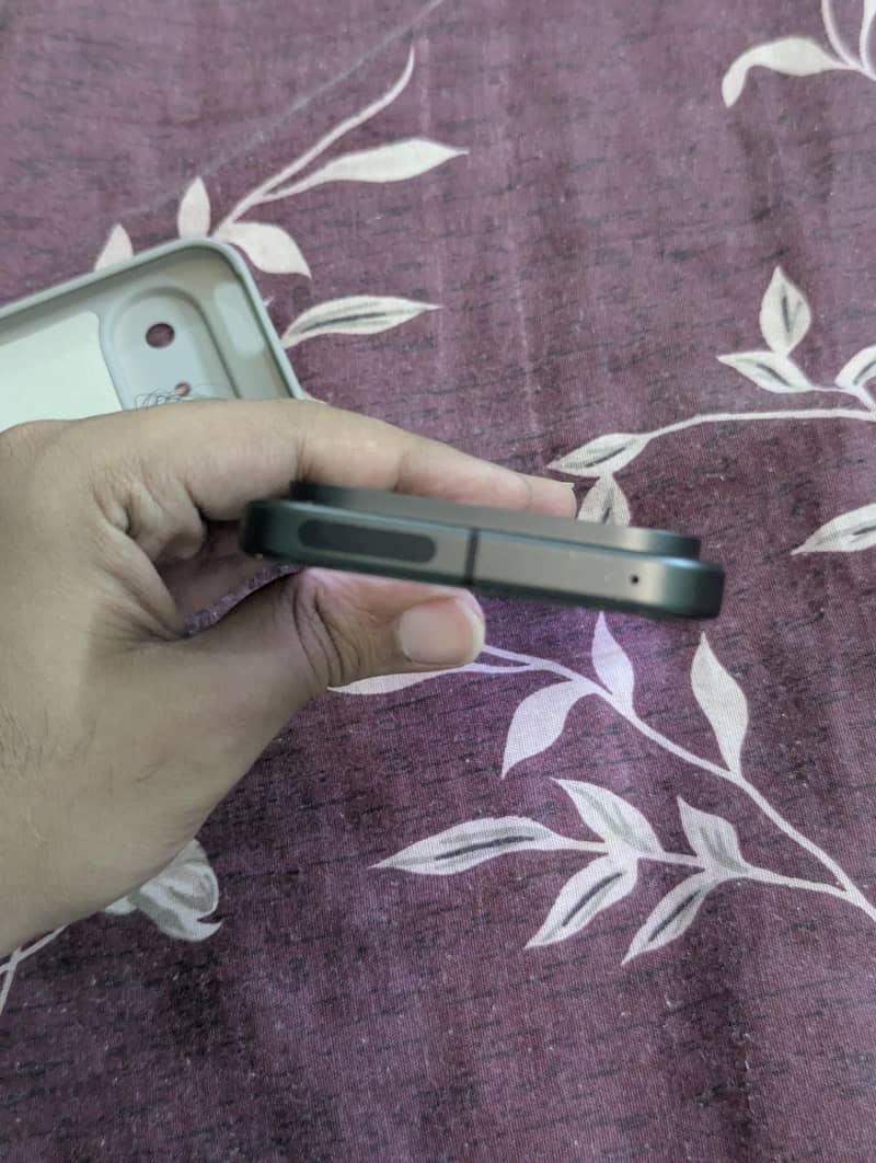 Google Pixel 9 7