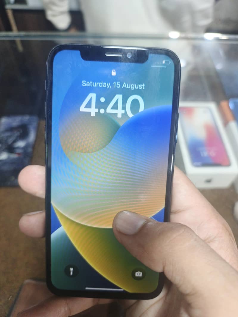 Apple iPhone X 0