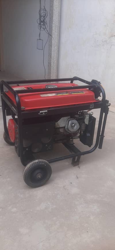 Generator 5kv Gasoline Generator Attomatic.