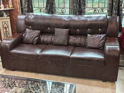 3 2 1 SOFA FOR SALE IN REASONABLE PRICE