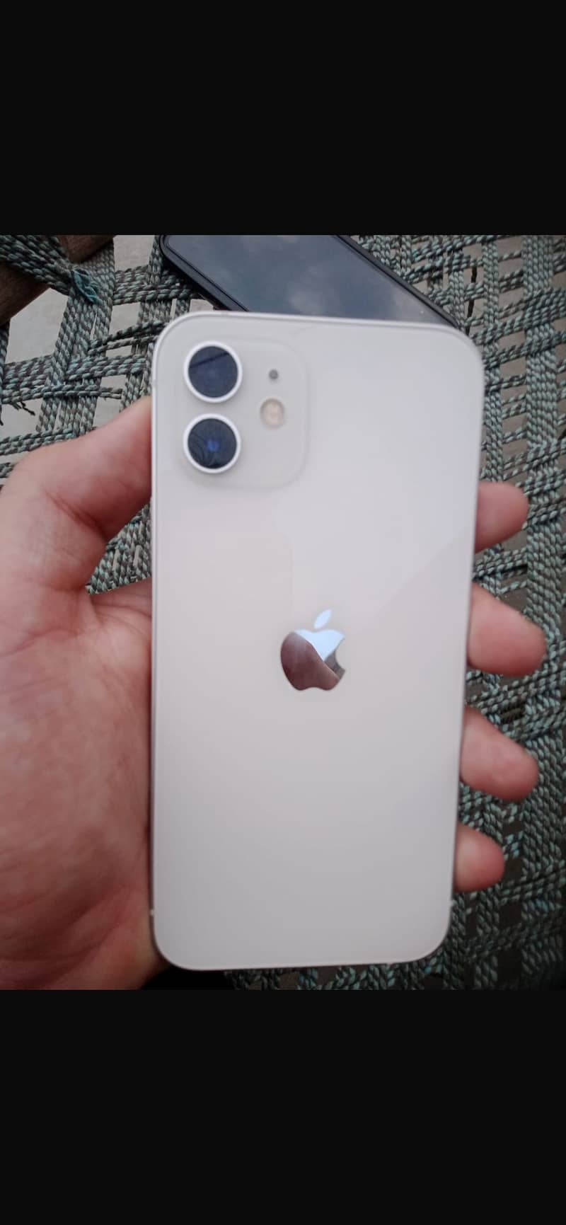 Apple iPhone 12 2