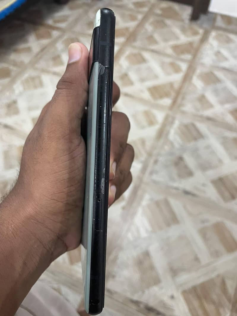 Google Pixel 6a 5