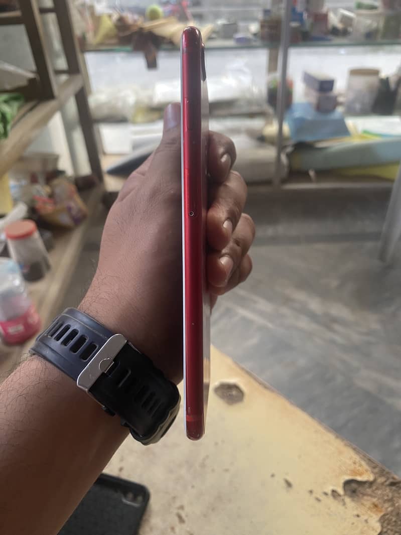Apple iPhone 7 Plus 0