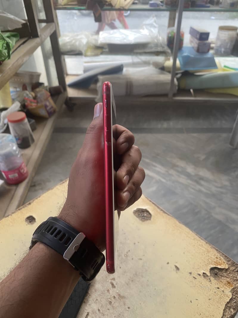 Apple iPhone 7 Plus 1