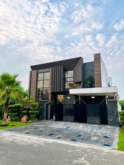 1 Kanal Brand New Luxury Furnished House for Rent in a Prime Location of Bahria Town, Lahore.