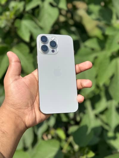 Apple iPhone 16 pro Max jv