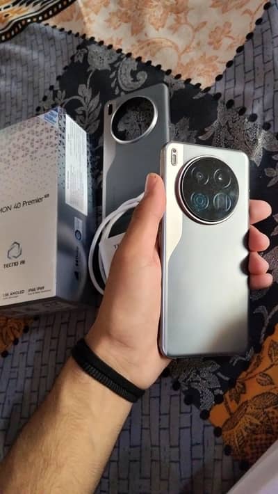 Tecno CAMON 40 Premier