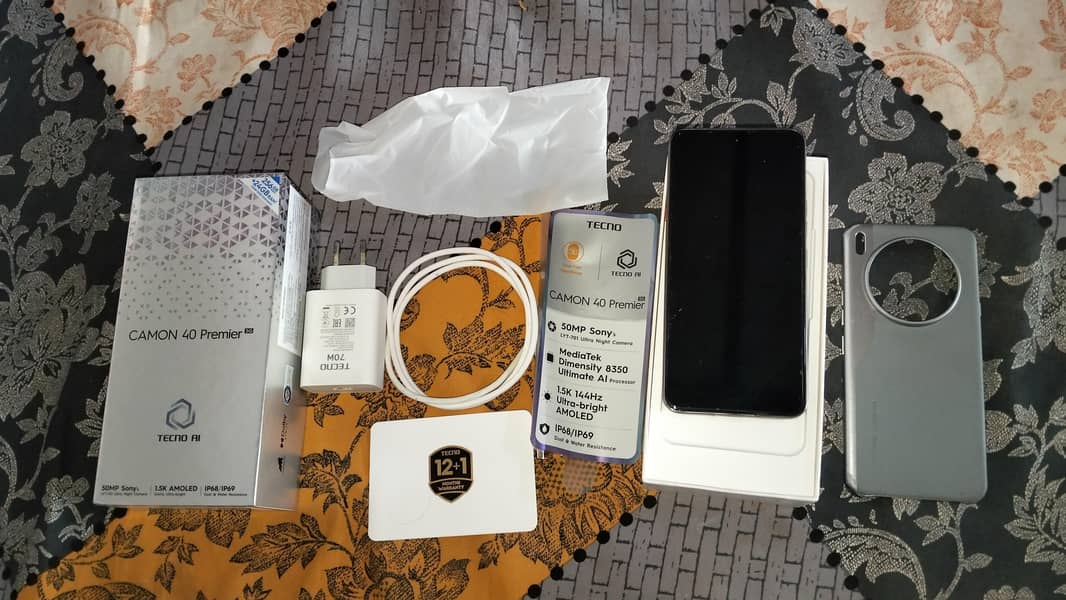 Tecno CAMON 40 Premier 1