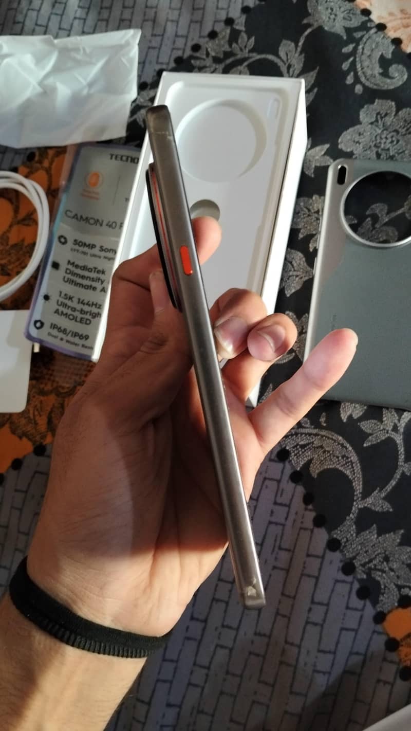 Tecno CAMON 40 Premier 7