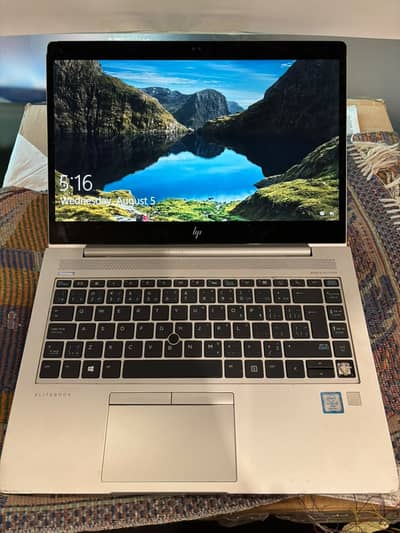 HP Elitebook Core i5-8350U, 8GB RAM, 128GB SSD, Touchscreen, Backlit