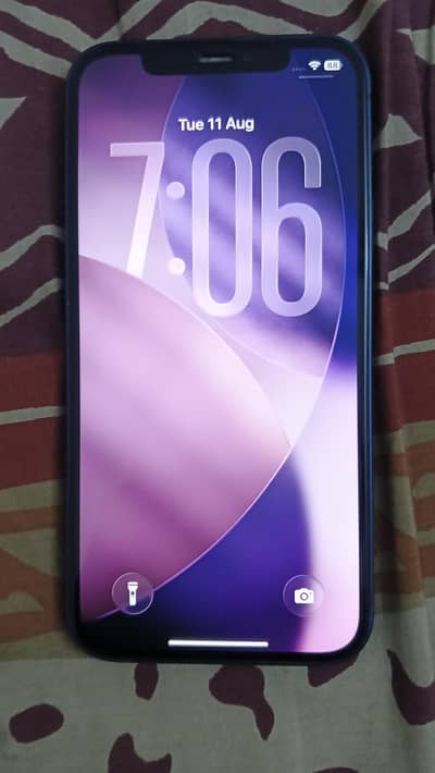 Apple iPhone 12