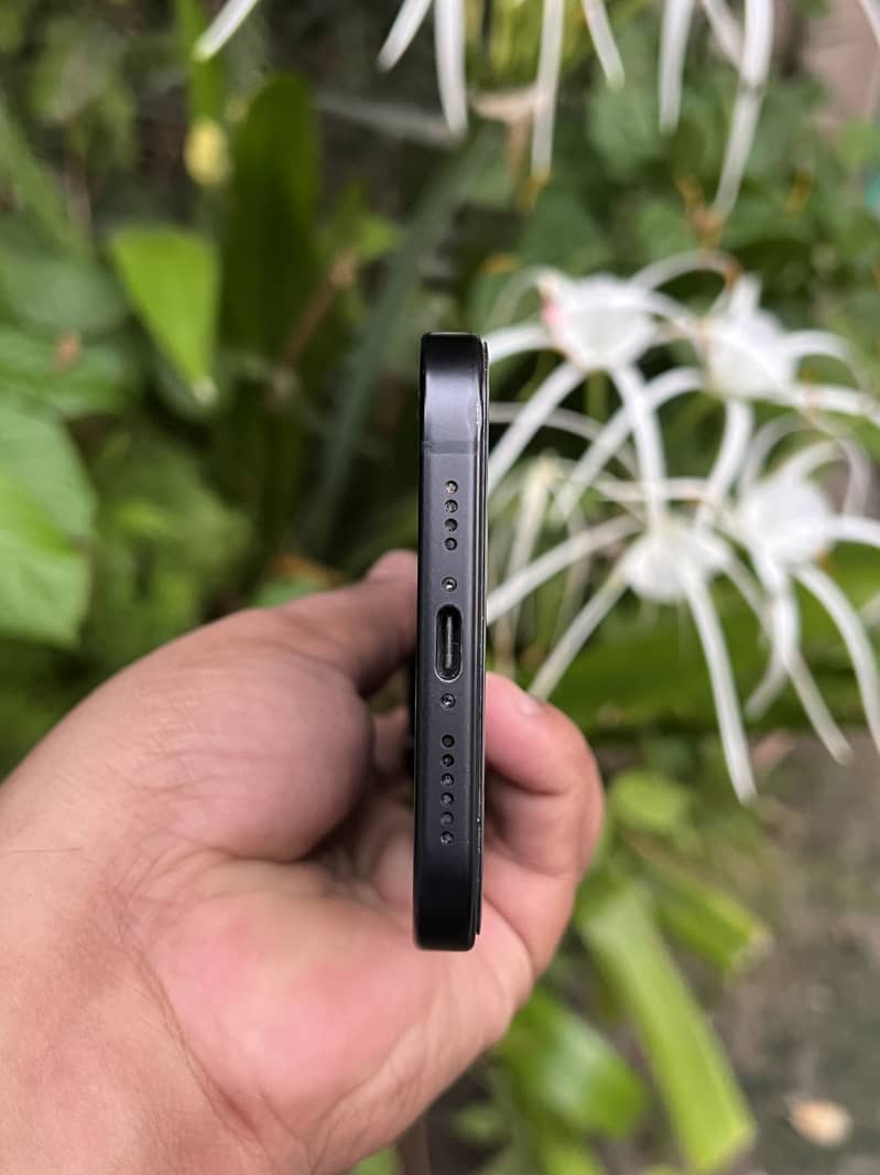 Apple iPhone 15 plus 5