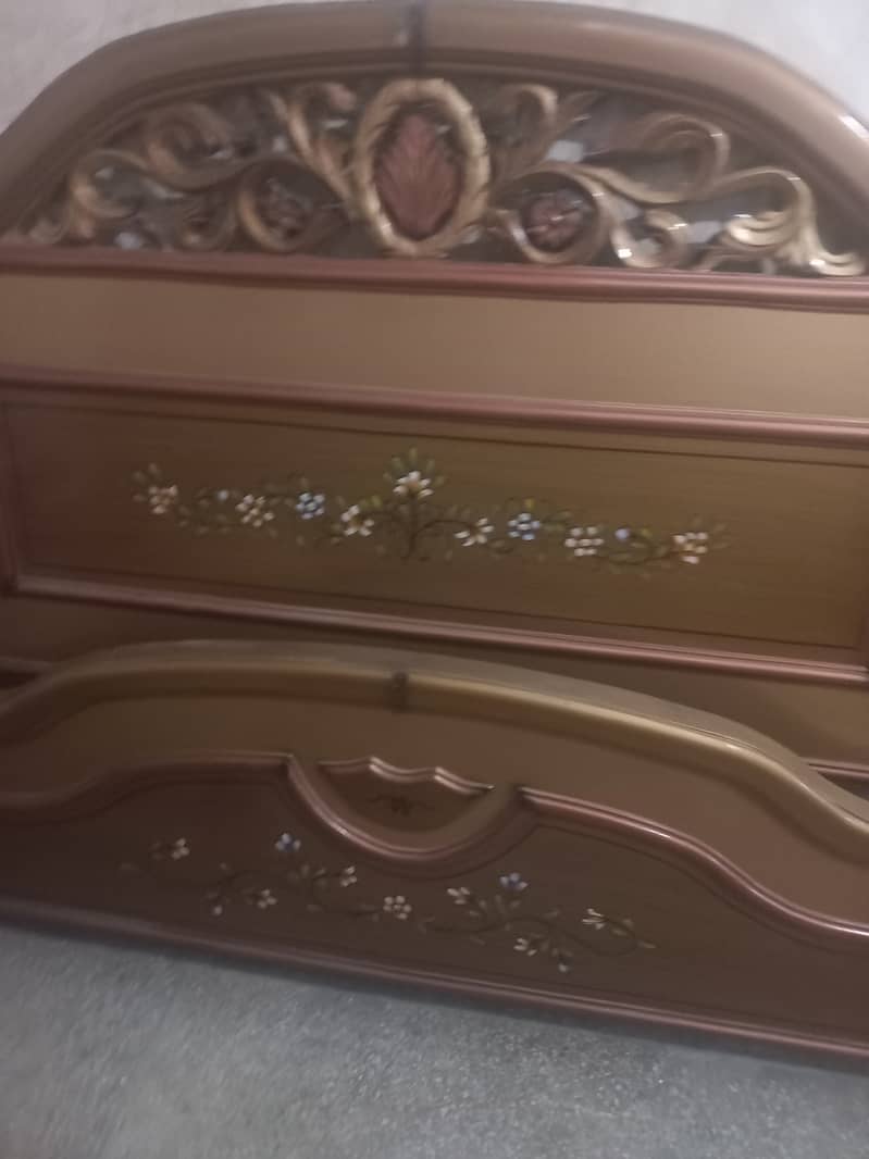 Sofa set woth bed etc 10