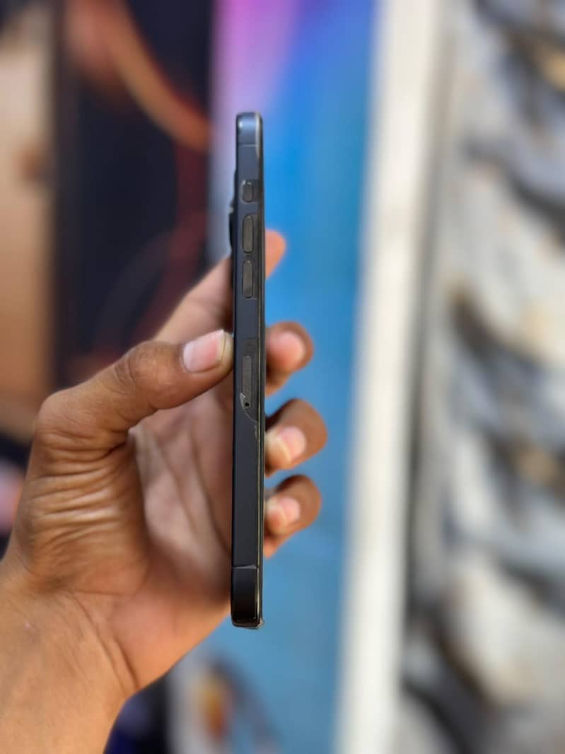 Apple iPhone 15 Pro Max 1