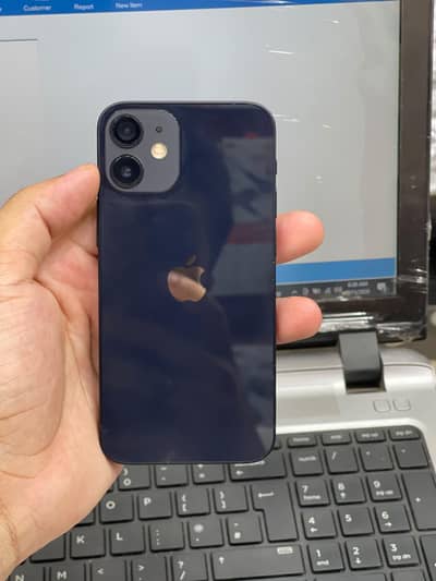 Apple iPhone 12 mini