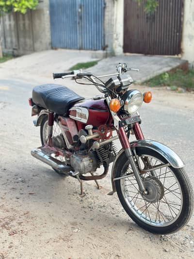 Yamaha 1982 YB 100